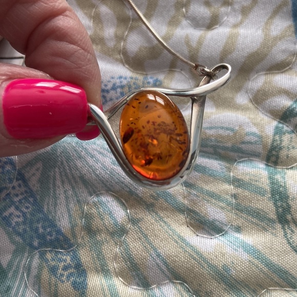 Amber sterling silver necklace - Picture 5 of 6